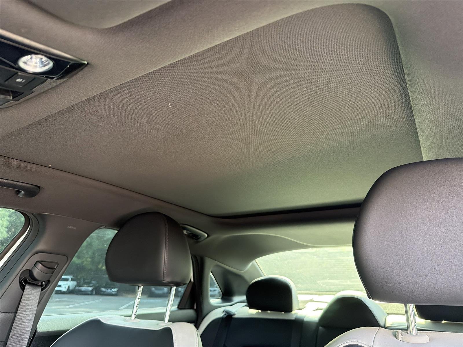 Used 2025 Snow White Pearl Kia GT-Line image 4