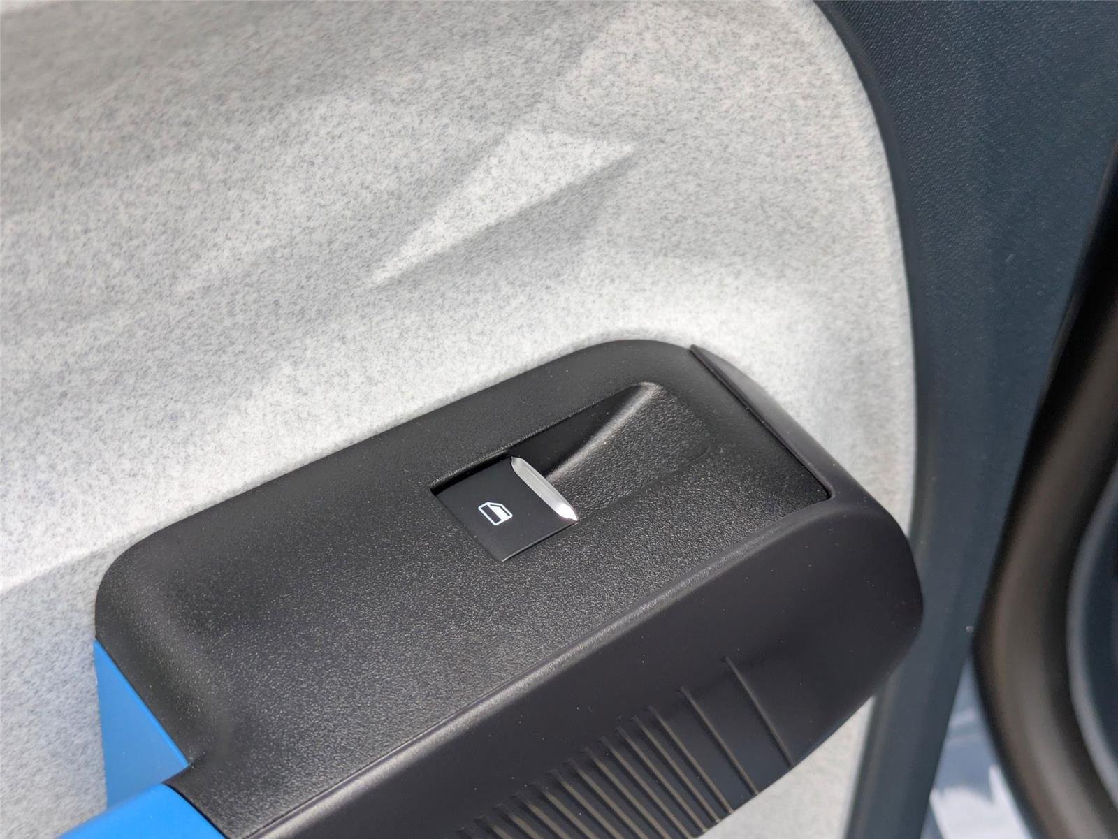 New 2026 Azure Gray Metallic Tri-Coat Ford XLT image 24