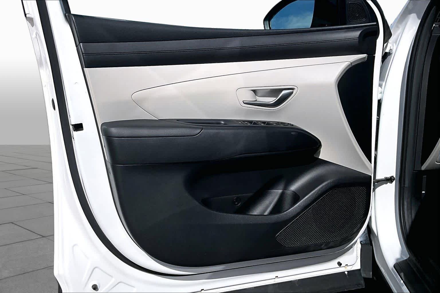Used 2025 Serenity White Pearl Hyundai SEL image 22