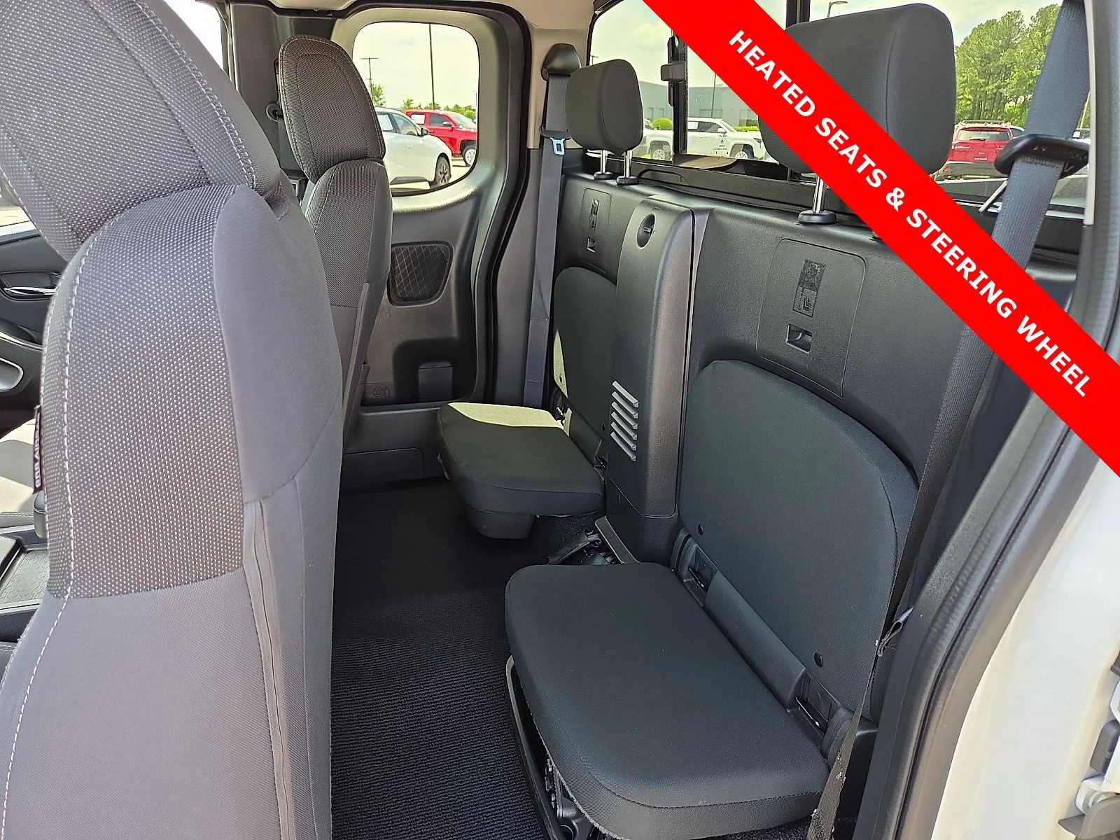 Used 2024 Glacier White Nissan SV image 10