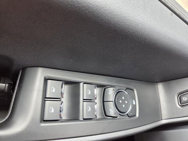 New 2026 Oxford White Ford F-350® XLT image 21