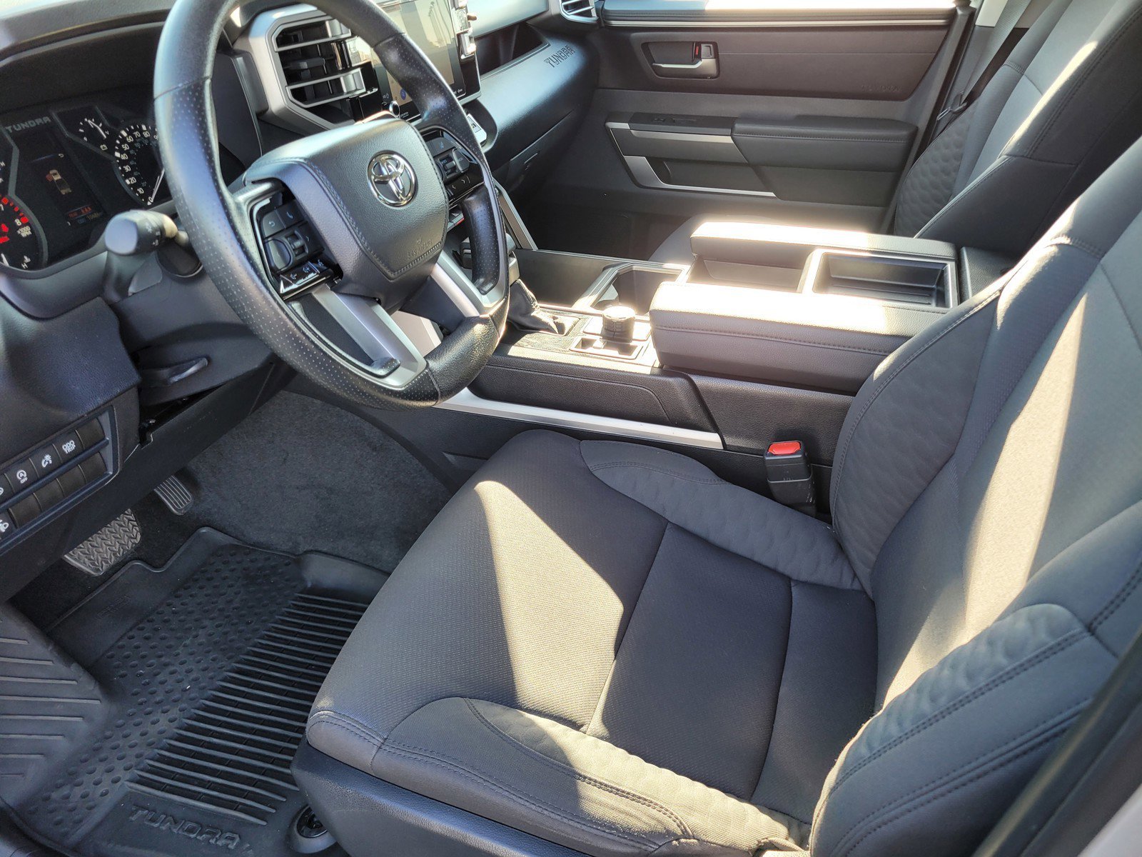 Used 2024 Silver Toyota SR5 image 12