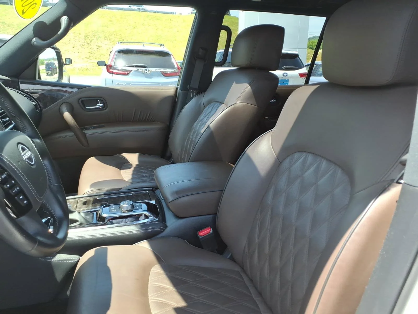 Used 2023 Aspen White Tricoat Nissan Platinum image 11