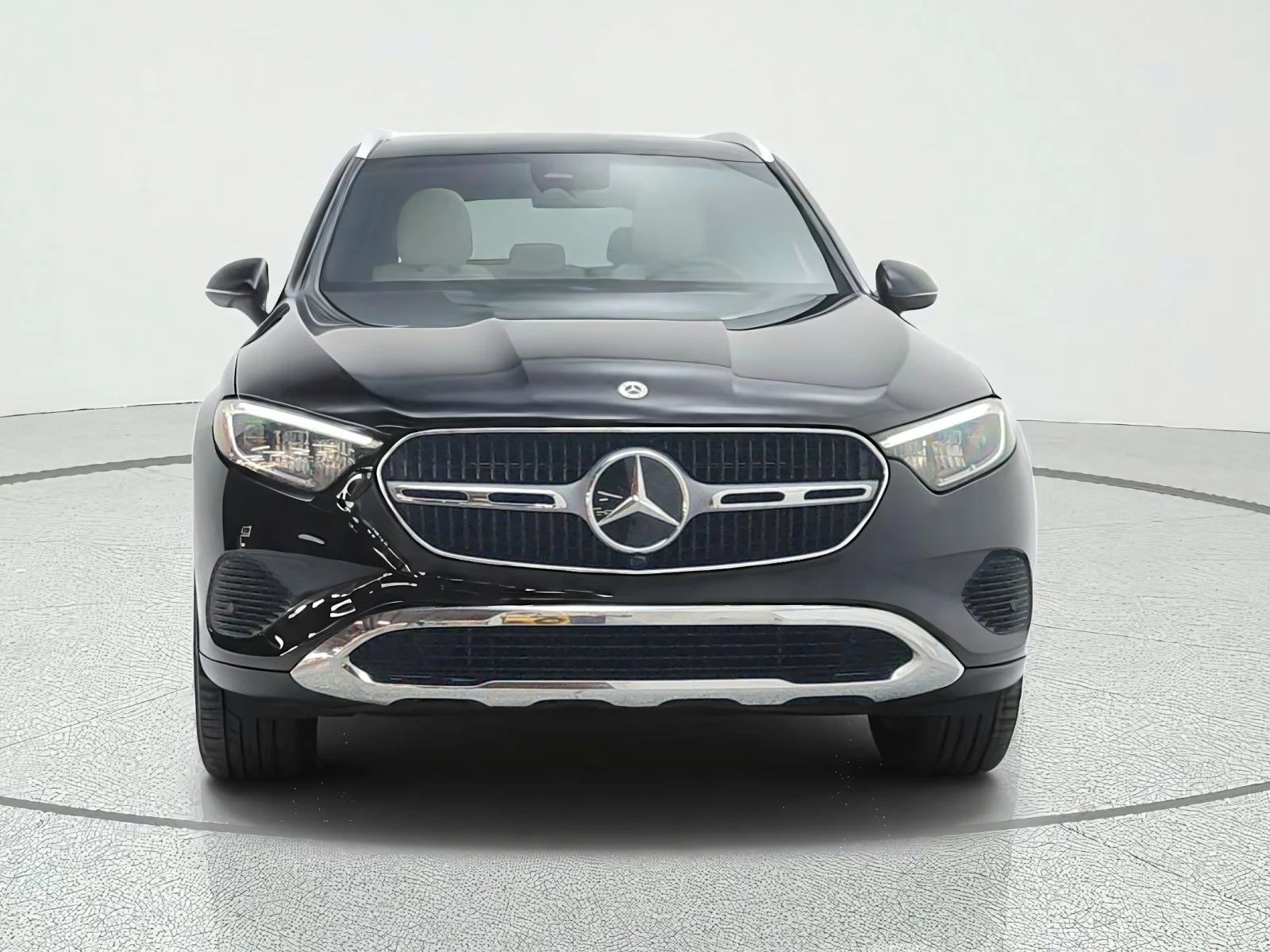 Used 2024 Black Mercedes-Benz GLC 300 SUV image 2