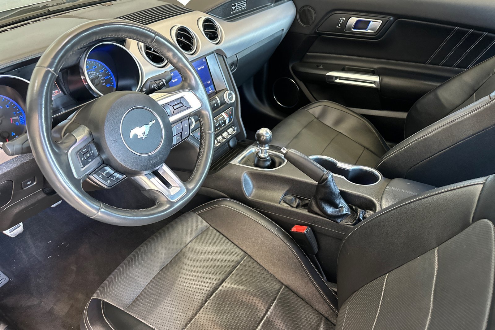 Used 2020 Silver Ford GT Premium image 9