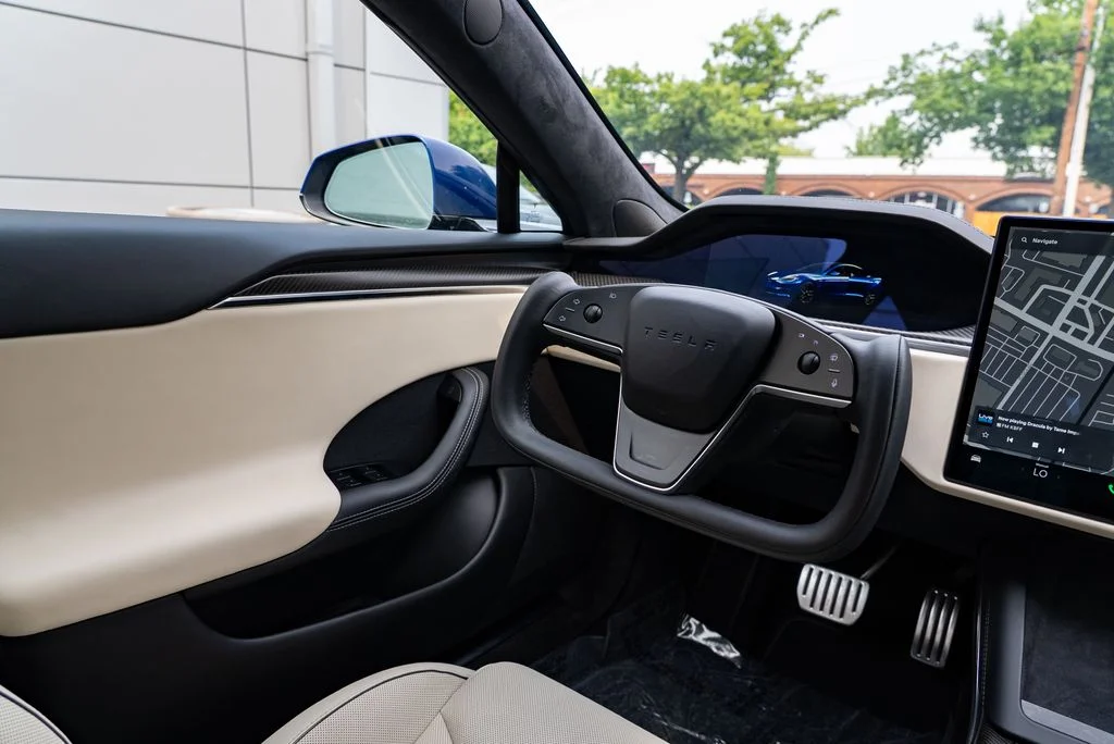 Used 2021 Blue Tesla Plaid image 12