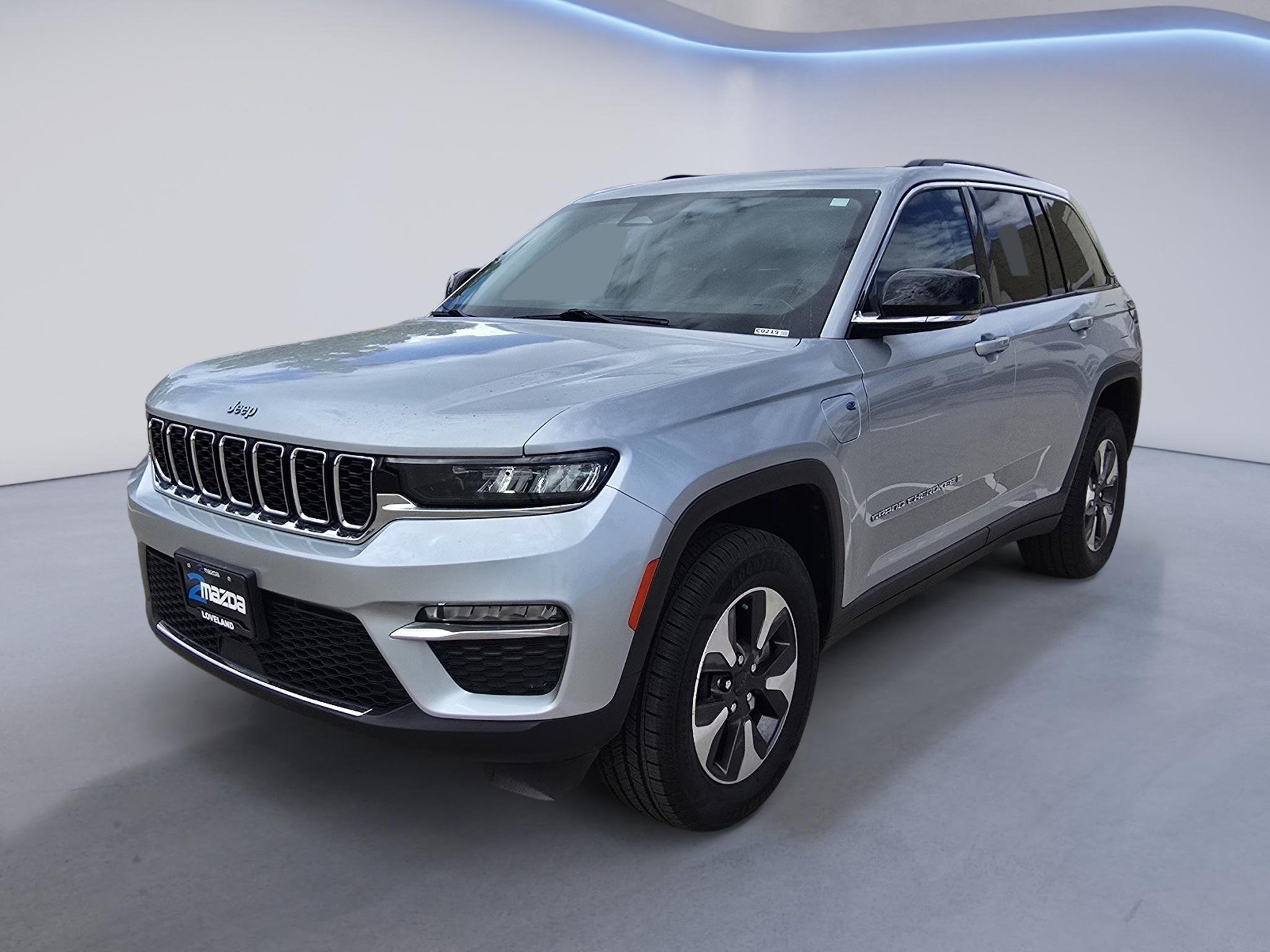 Used 2023 Silver Zynith Jeep 4xe image 1