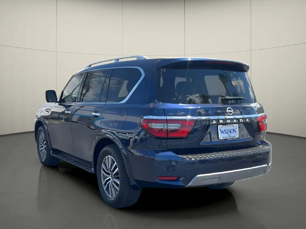 Used 2024 Blue Nissan SL image 7