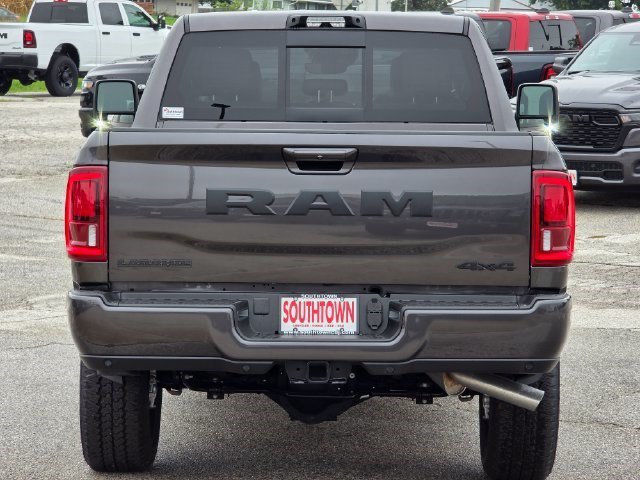 New 2026 Granite Crystal Metallic Clear-Coat Exterior Paint RAM Laramie image 6
