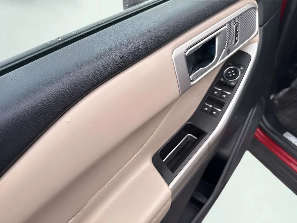 2023 Ford Explorer Limited - Photo 15
