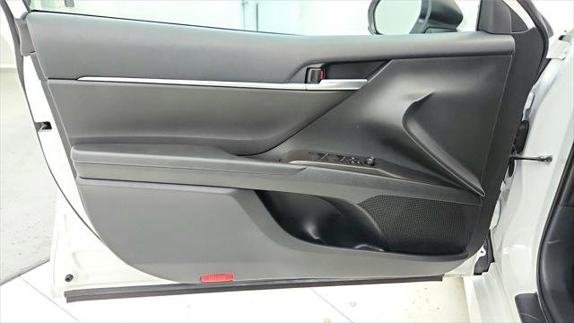 2023 Toyota Camry LE - Photo 29