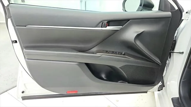 2023 Toyota Camry LE - Photo 29