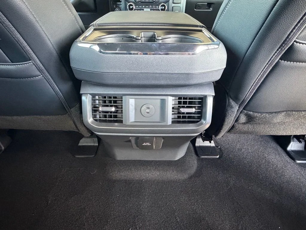 New 2026 Oxford White Ford Lariat® image 36
