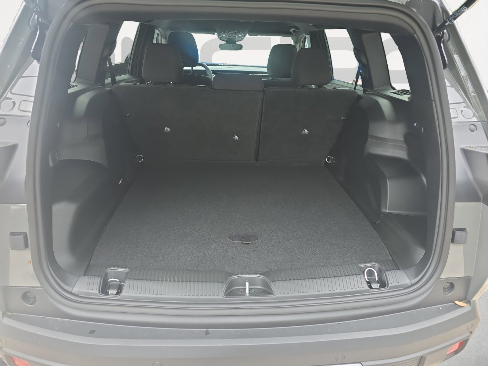 New 2026 Sting-Gray Clearcoat Jeep Laredo image 12