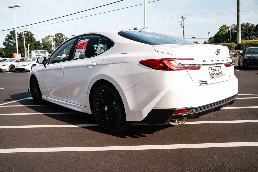 New 2026 Ice Cap Toyota SE image 5
