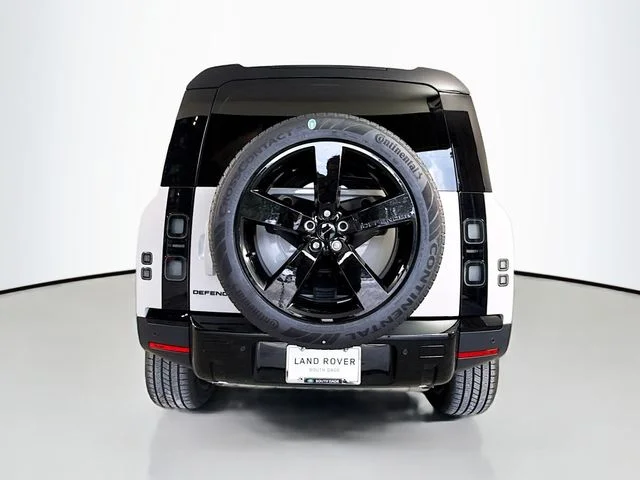 Used 2026 Gray Land Rover S image 6