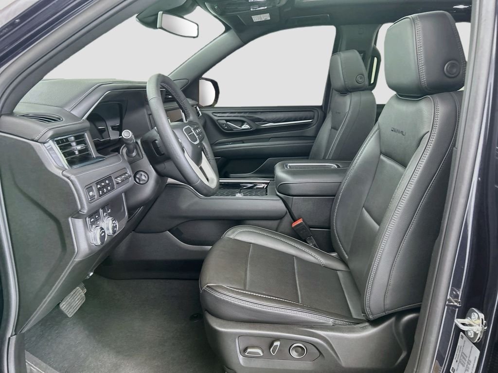 Used 2024 Titanium GMC Denali image 18