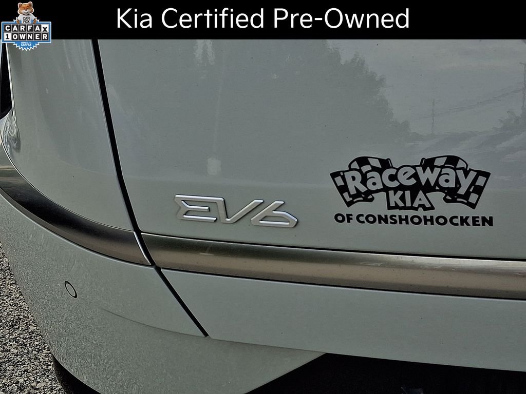 Certified Used 2024 White Kia Wind image 32