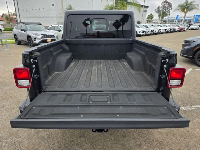 2021 Jeep Gladiator California Edition - Photo 10