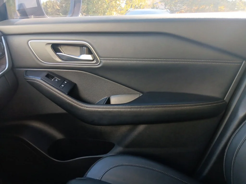 Used 2025 Boulder Gray Pearl Nissan Platinum image 30