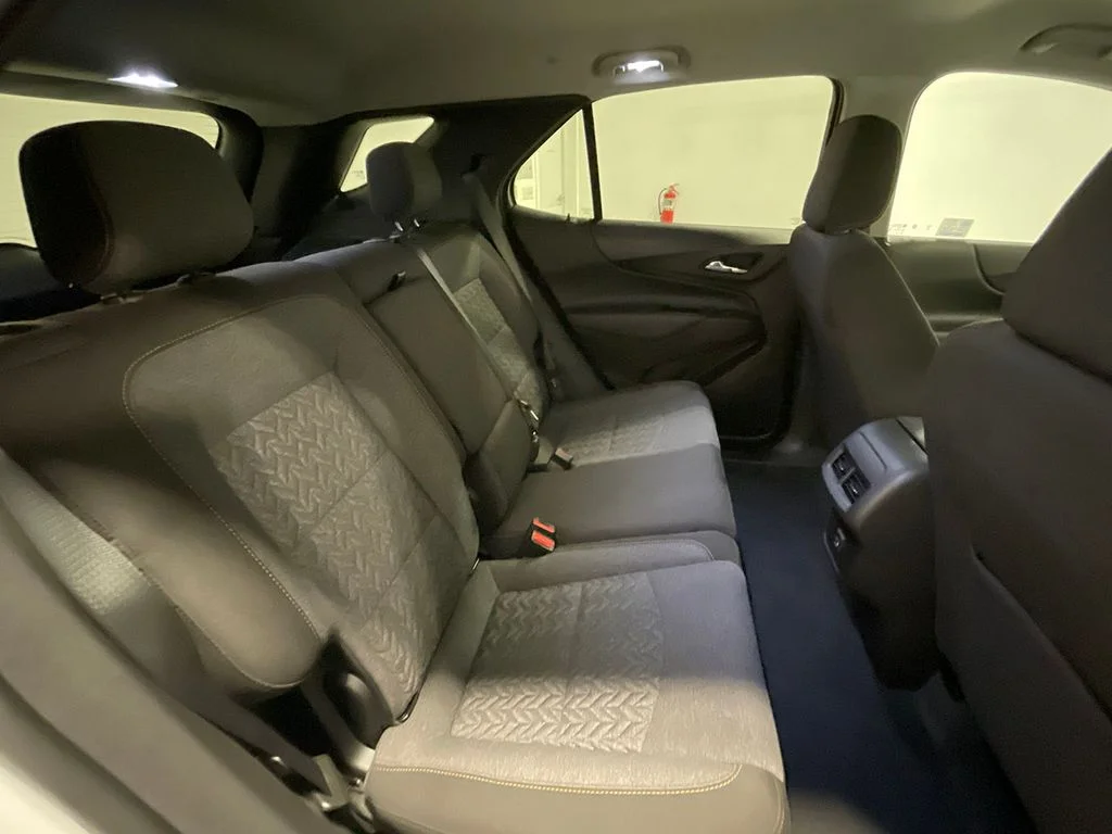 Used 2024 White Chevrolet LT image 23