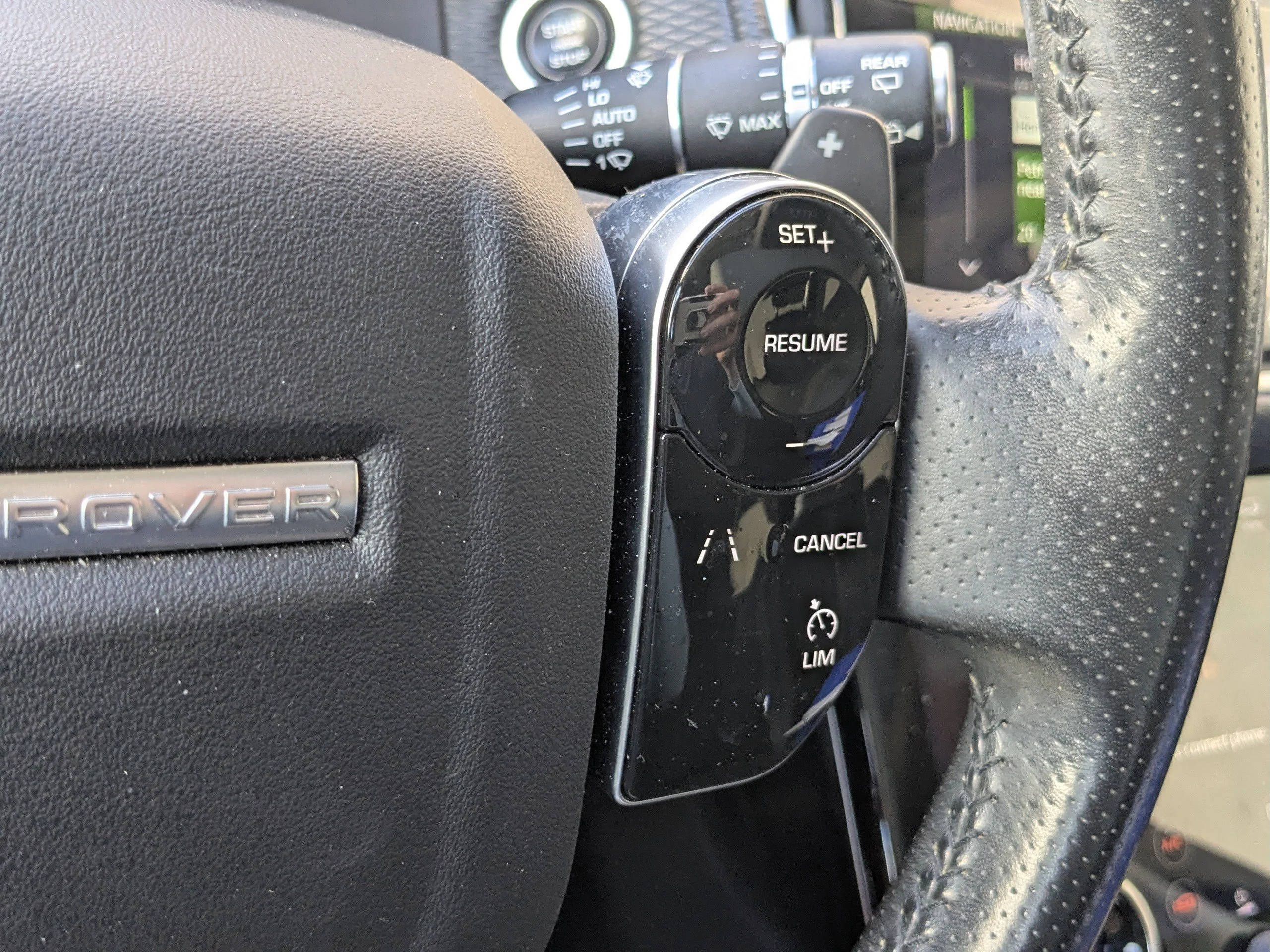 Used 2019 Silver Land Rover S image 20