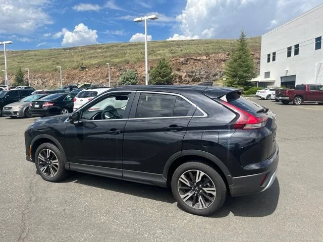Used 2026 Black Mitsubishi  image 11