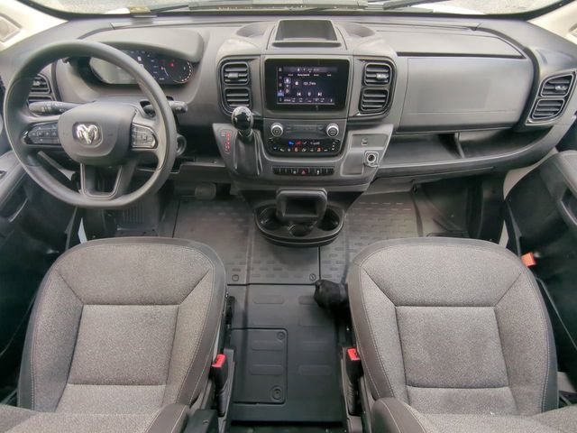 Used 2025 White Ram Base image 16