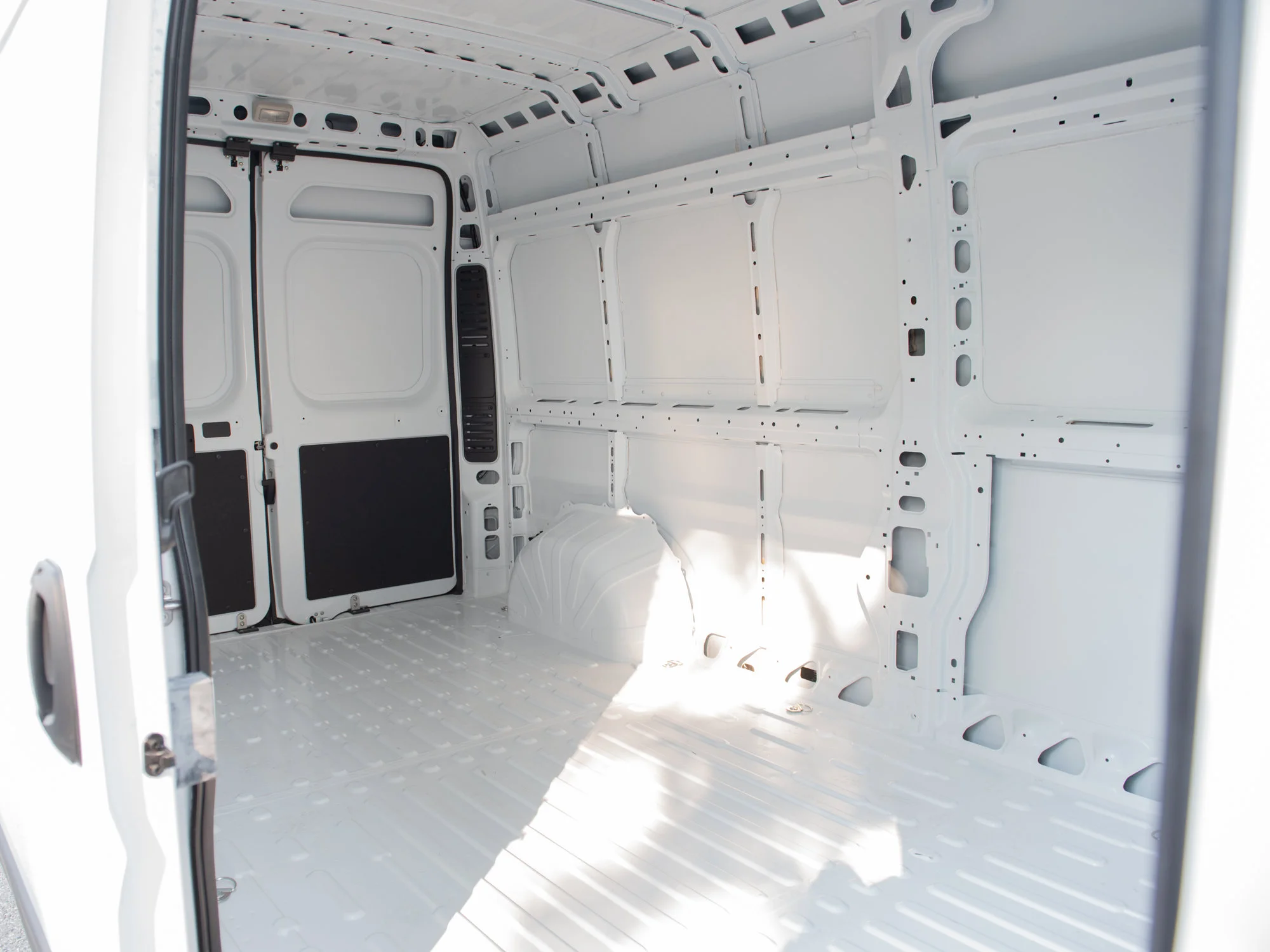 New 2026 White RAM Tradesman 2500* High Roof image 19