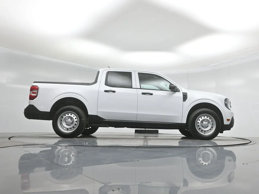 New 2026 Oxford White Ford XL image 42