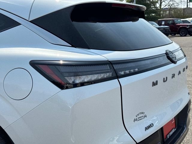 New 2026 Everest White Pearl TriCoat Nissan SL image 12
