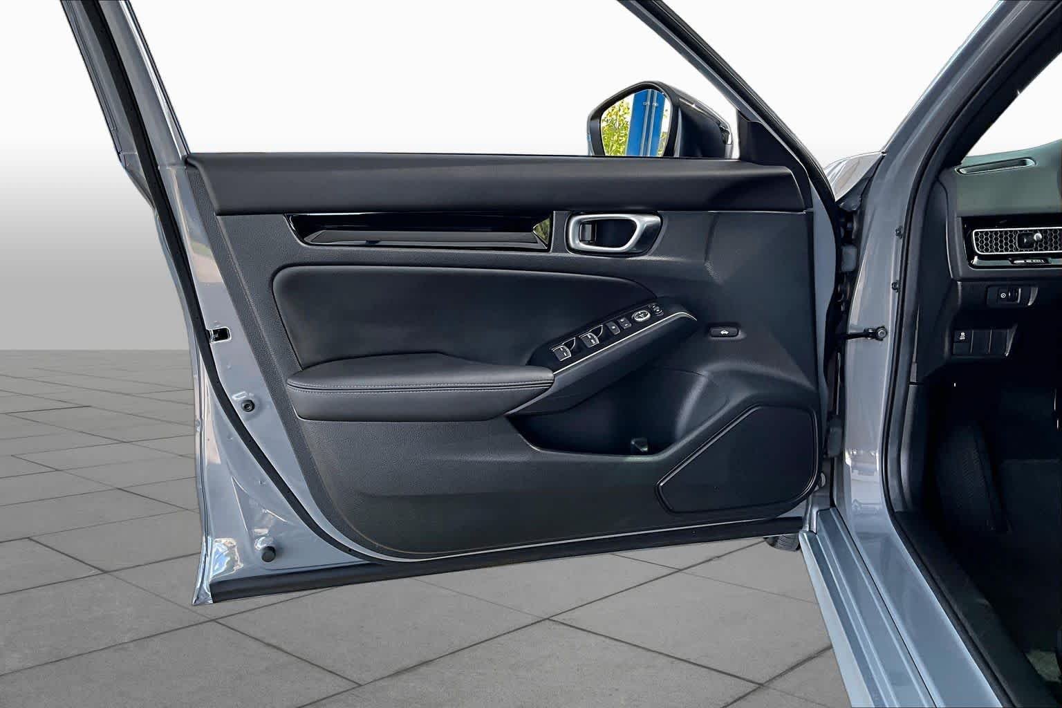Used 2026 Urban Gray Pearl Honda Sport Touring image 22