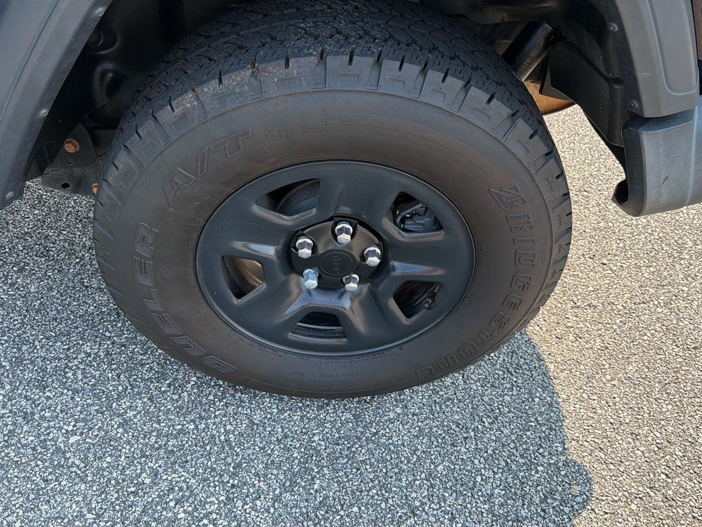 Used 2020 Black Clearcoat Jeep Sport image 33
