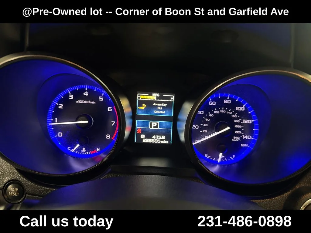Used 2015 Blue Subaru 2.5i image 21