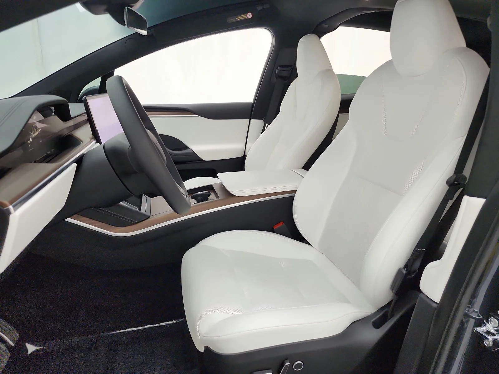Used 2024 Stealth Grey Tesla AWD image 13