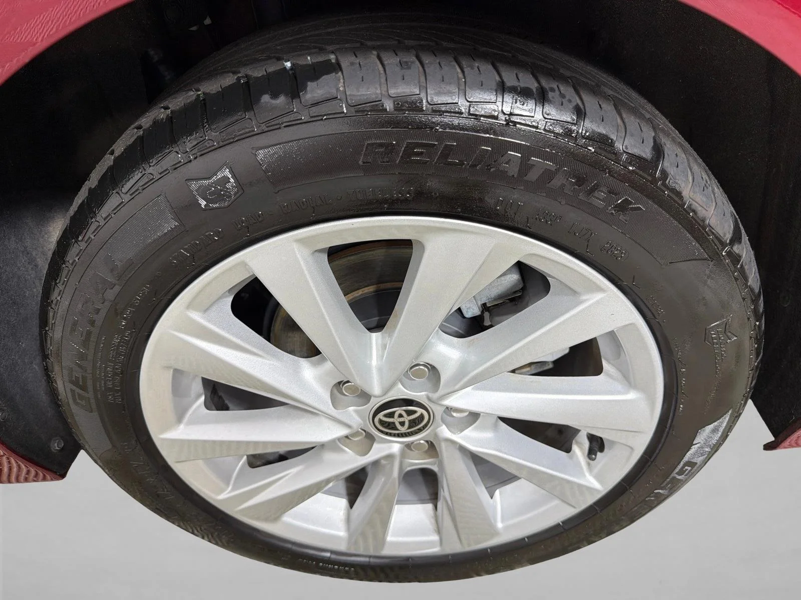 Used 2022 Red Toyota LE image 19
