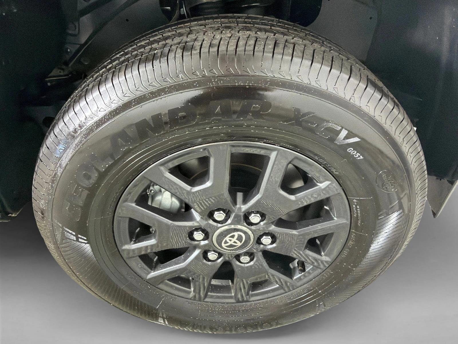 Used 2025 Ice Cap Toyota SR5 image 12
