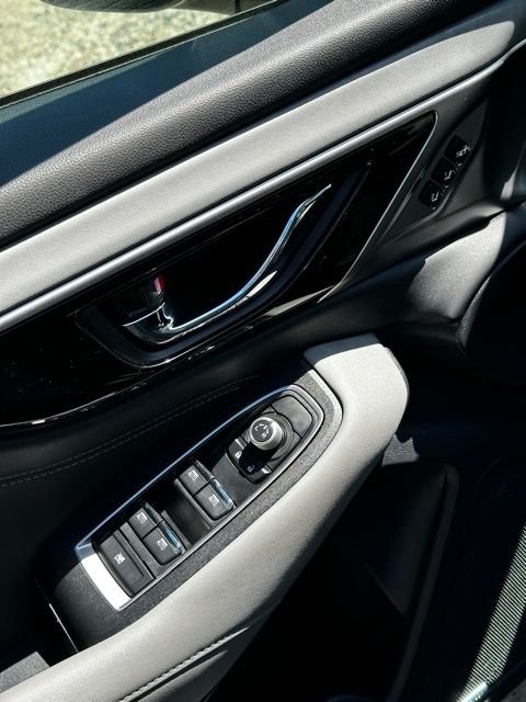 2020 Subaru Outback Limited - Photo 10