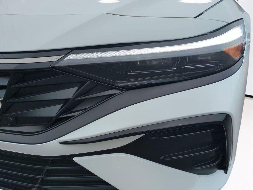 New 2026 White Hyundai Limited image 10