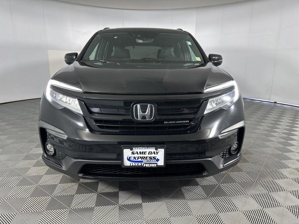 Used 2022 Black Honda Black Edition image 4