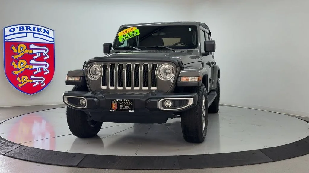 Used 2018 Gray Clearcoat Jeep Unlimited Sahara image 9