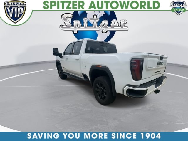 Used 2024 White GMC AT4 image 7