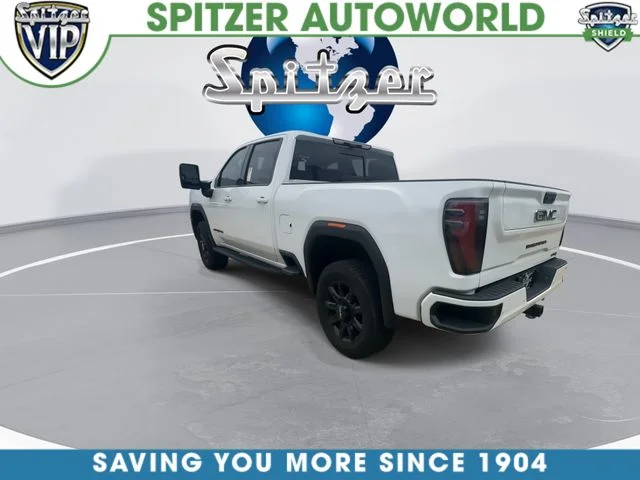 Used 2024 White GMC AT4 image 7