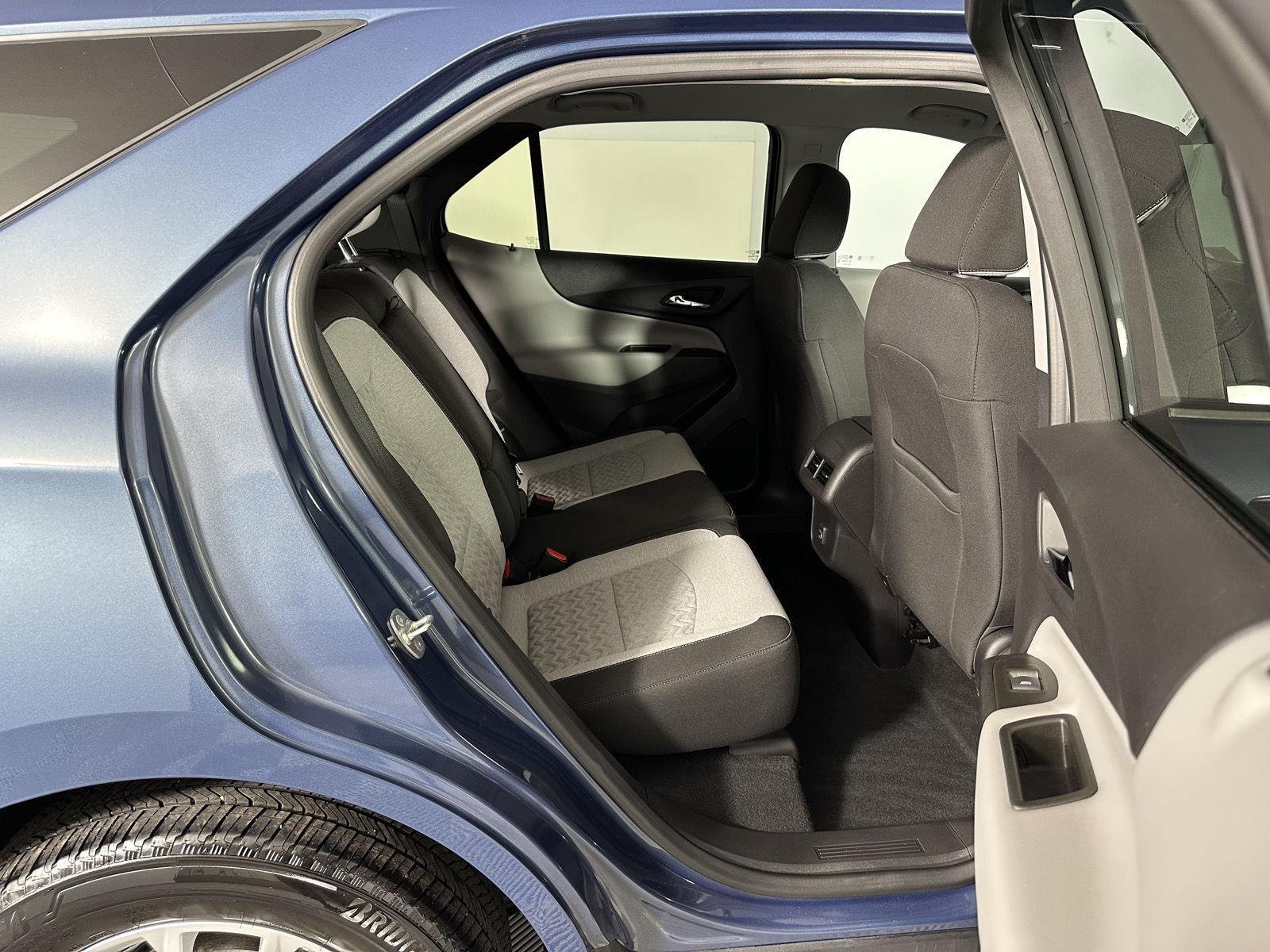 Used 2024 Lakeshore Blue Metallic Chevrolet  image 28