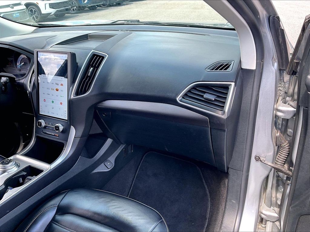 Used 2024 Iconic Silver Metallic Ford SEL image 12
