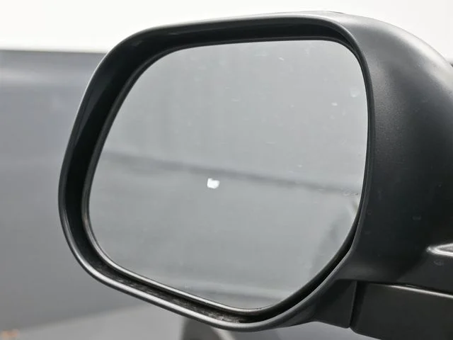 New 2026 Gray Mitsubishi 2.0 LE image 10