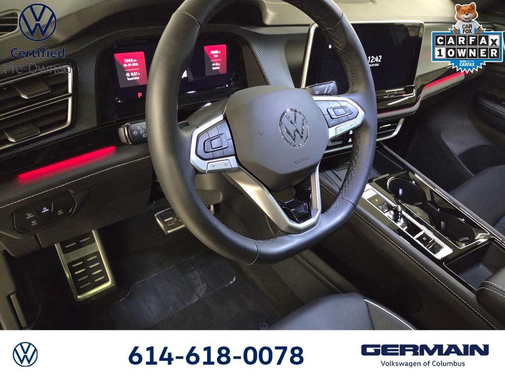 Certified Used 2025 Silver Mist Metallic Volkswagen 2.0T SEL Premium R-Line image 17