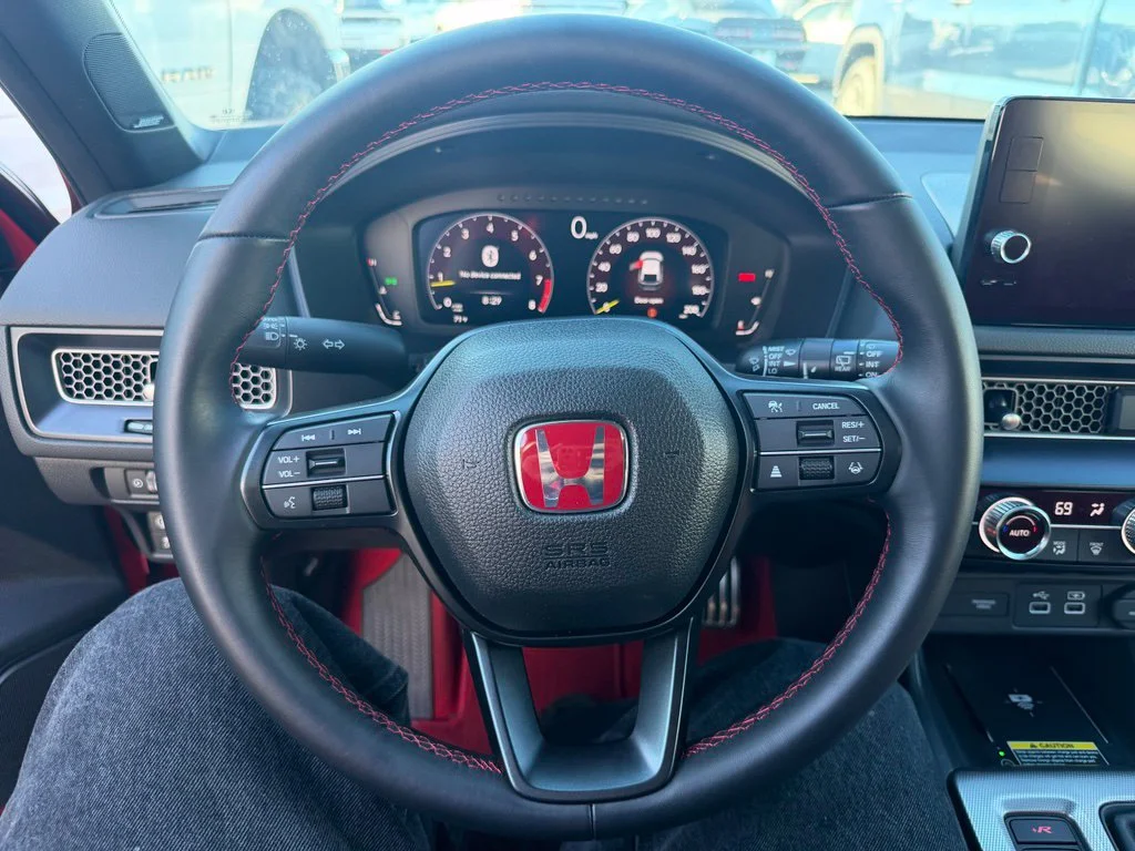 Used 2025 Red Honda  image 4