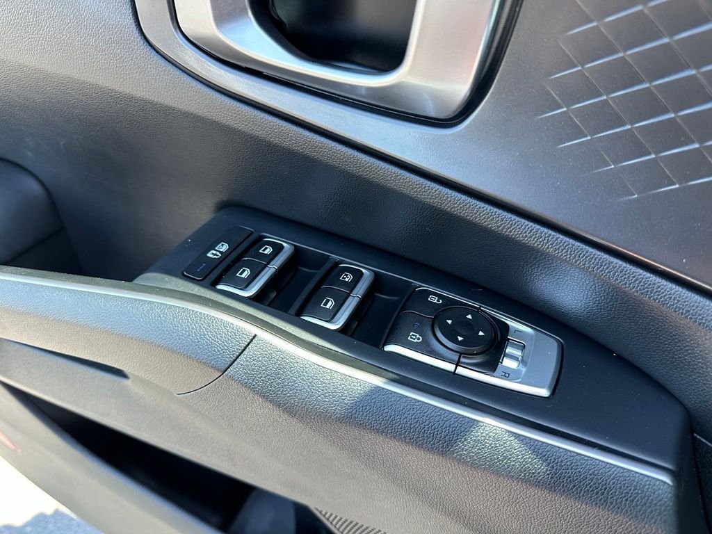 Used 2023 Gray Kia S image 14