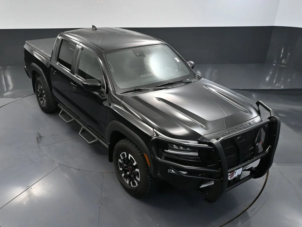 Used 2023 Black Nissan PRO-4X image 54